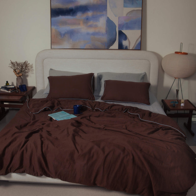 Piped Edge (Mocha & Mist)