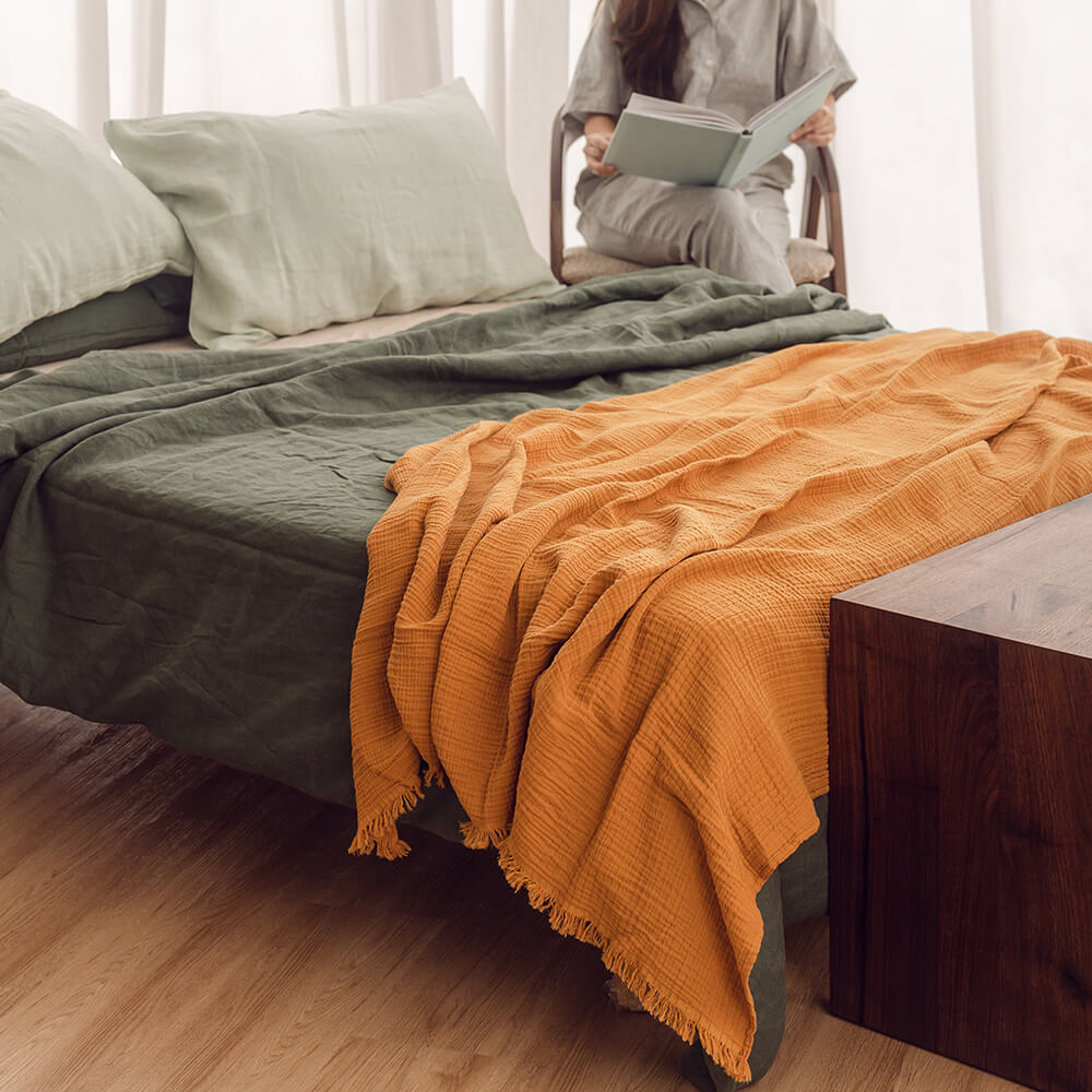 cloud-throw-sienna-yellow-